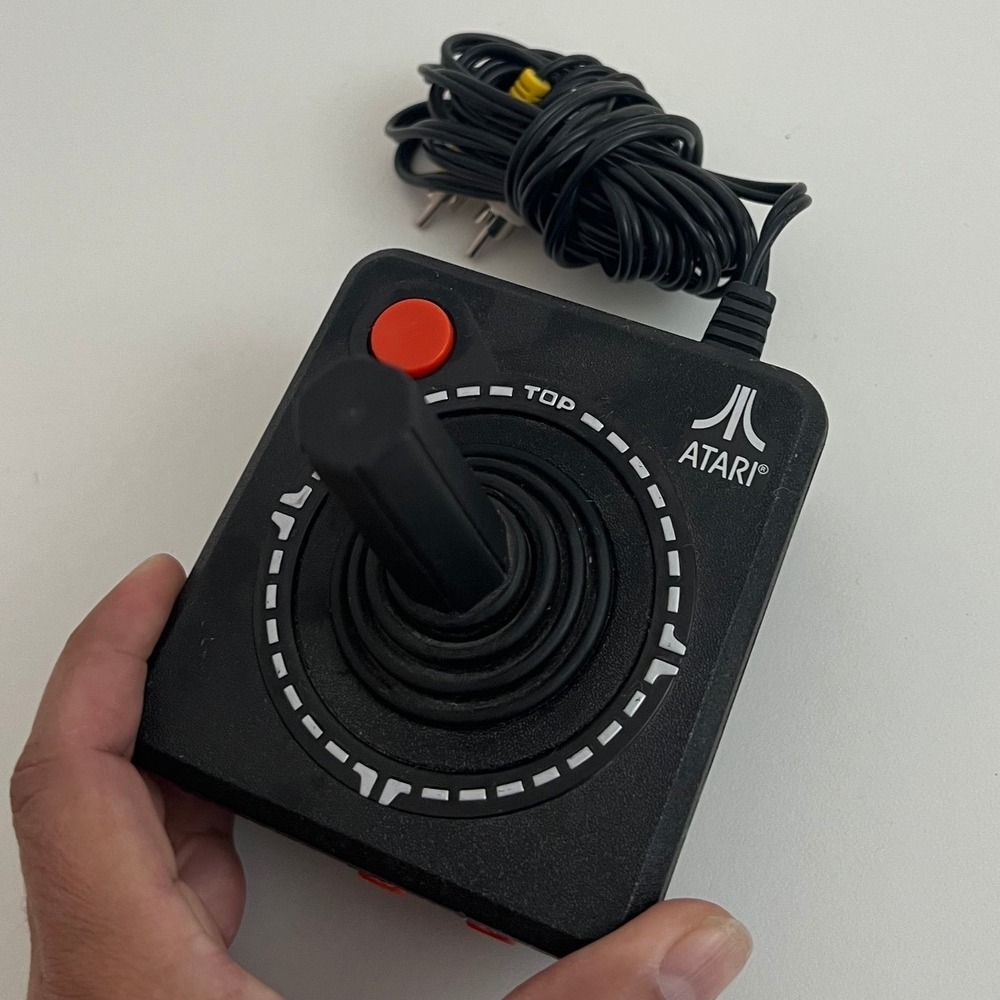 Atari TV Games Plug and Play Joystick Video Game System Jakks Pacific 2002 Black